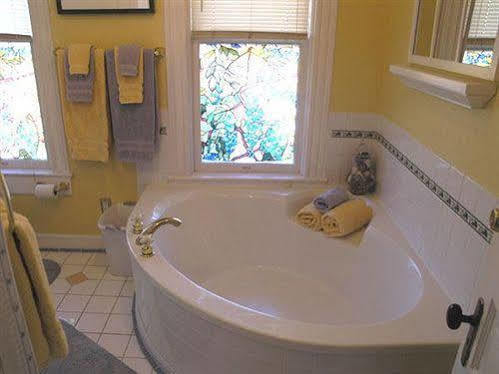 Lennox House Bed & Breakfast Colorado Springs Exterior photo